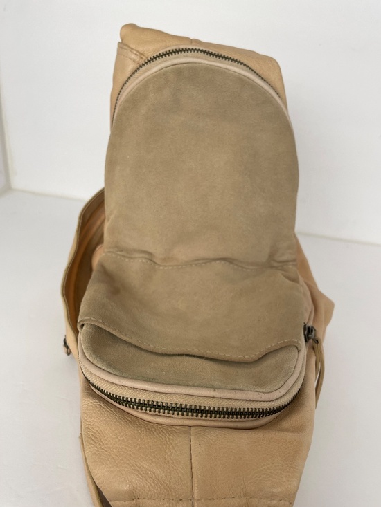 FREE PEOPLE LEATHER CONVERT. SLING BACKPACK NWT
